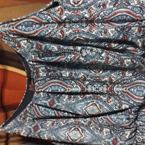 Dress - Picture 4 of 5